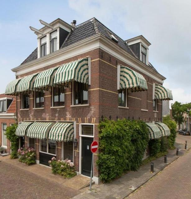 Lekkerwegbijleeuwen, 1 Minuut Naar Hartje Centrum Sneek Eksteriør billede